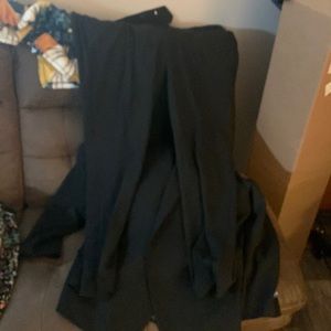 mens izod 2 piece suit.  coat is 50 long and the pants are 45 waist 33 length